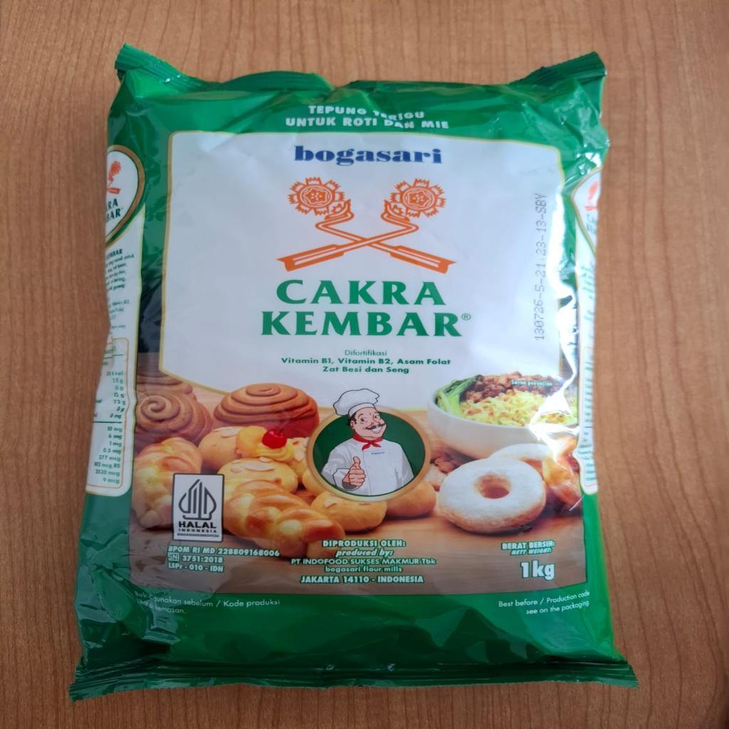 TEPUNG TERIGU CAKRA KEMBAR 1 KG