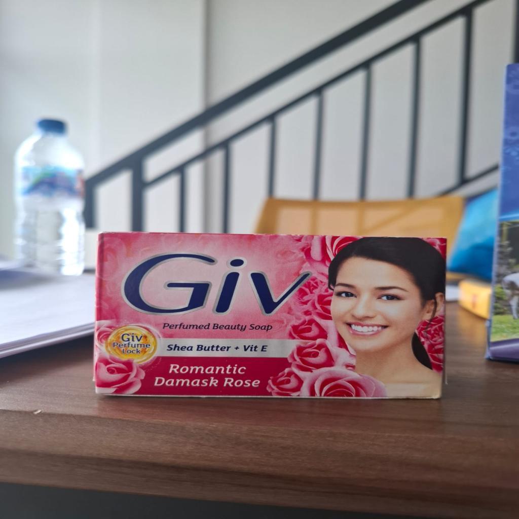 GIV SABUN BATANG PINK